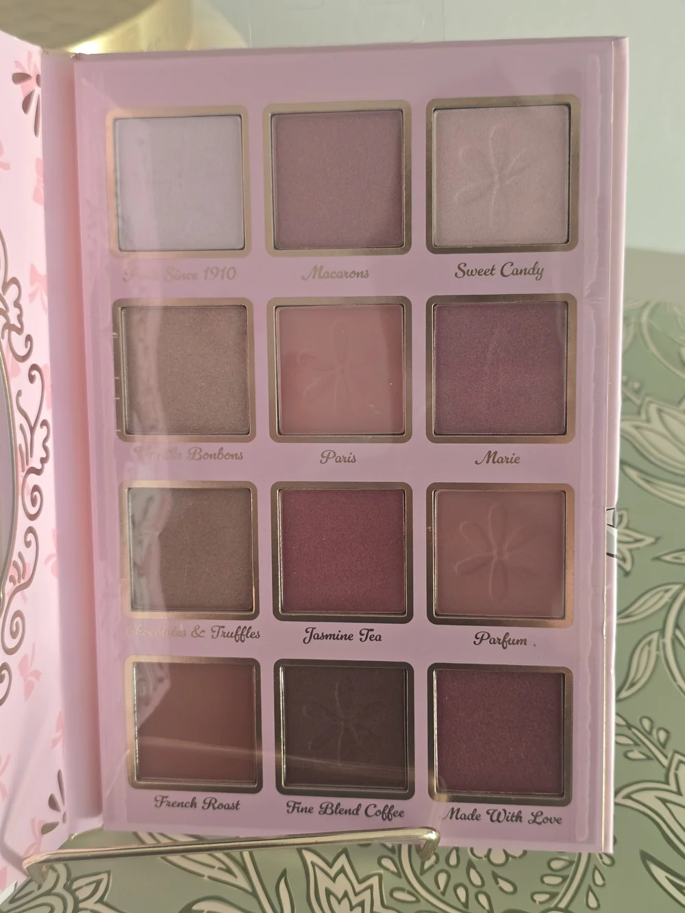 Disney The Aristocats Marie Pink Eyeshadow Palette